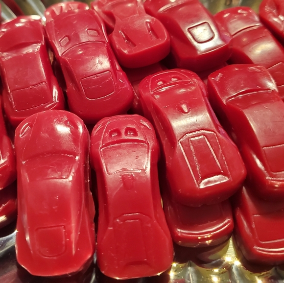 🥰 12 Car Wax Melts ~ First Date Scent ~ Home Made Car Wax Melts Valentine's Day - Picture 6 of 10